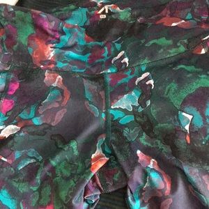 New Alive 7/8 Leggings w Pocket Colorful Magenta +